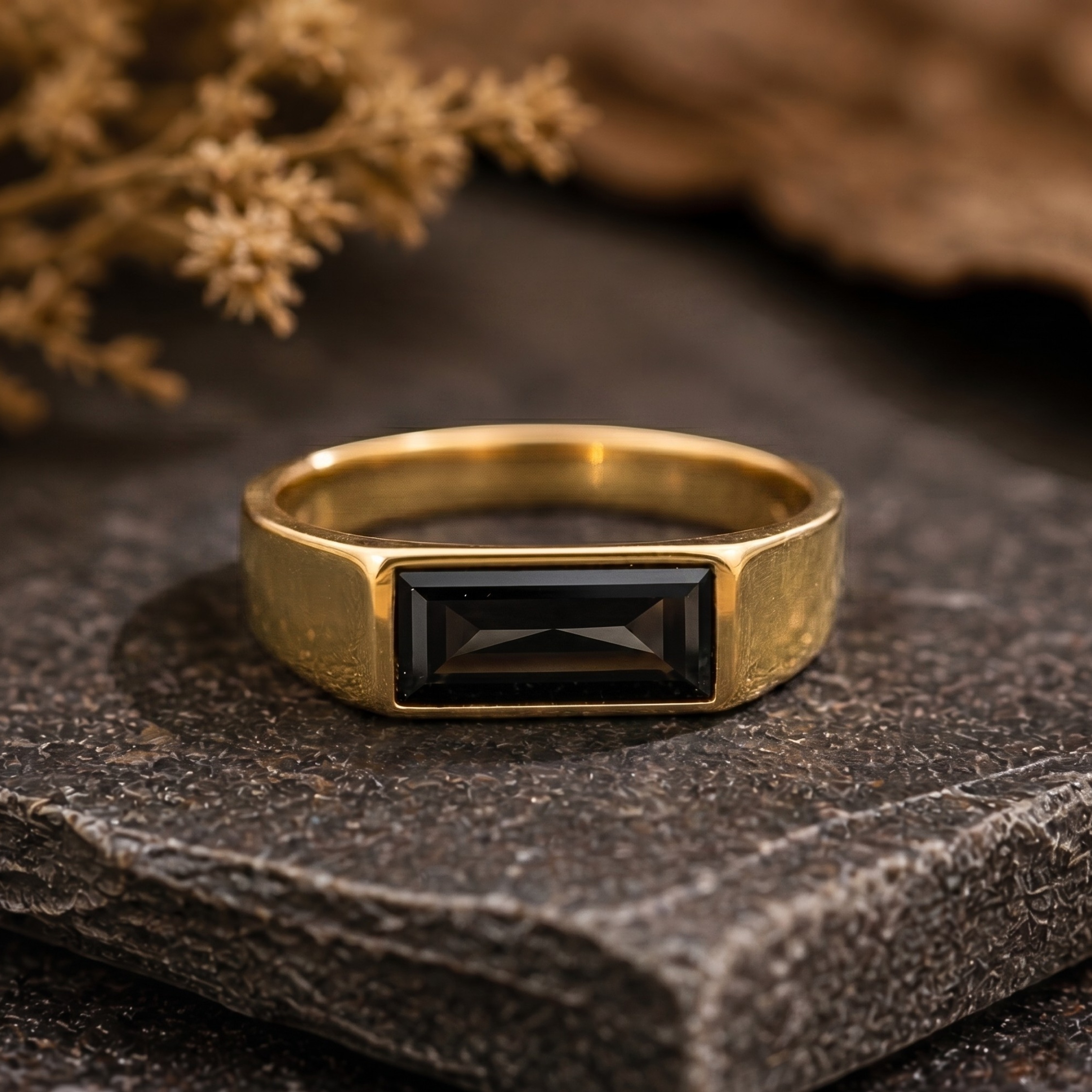 Vintage Baguette Cut Black Onyx Ring/Yellow Gold Minimalist Bar Ring/Signet Black Gemstone Ring/Everyday Ring/Antique Wedding Gift For Wife