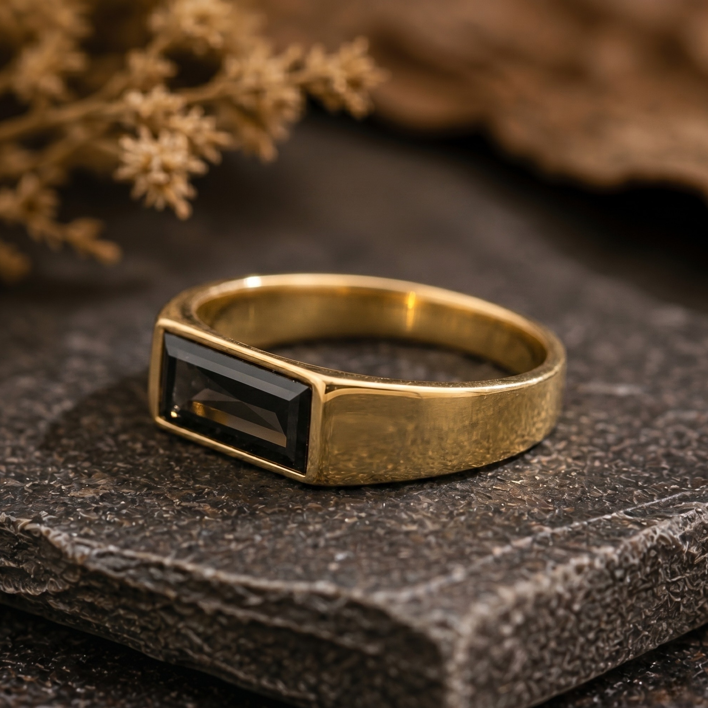 Vintage Baguette Cut Black Onyx Ring/Yellow Gold Minimalist Bar Ring/Signet Black Gemstone Ring/Everyday Ring/Antique Wedding Gift For Wife