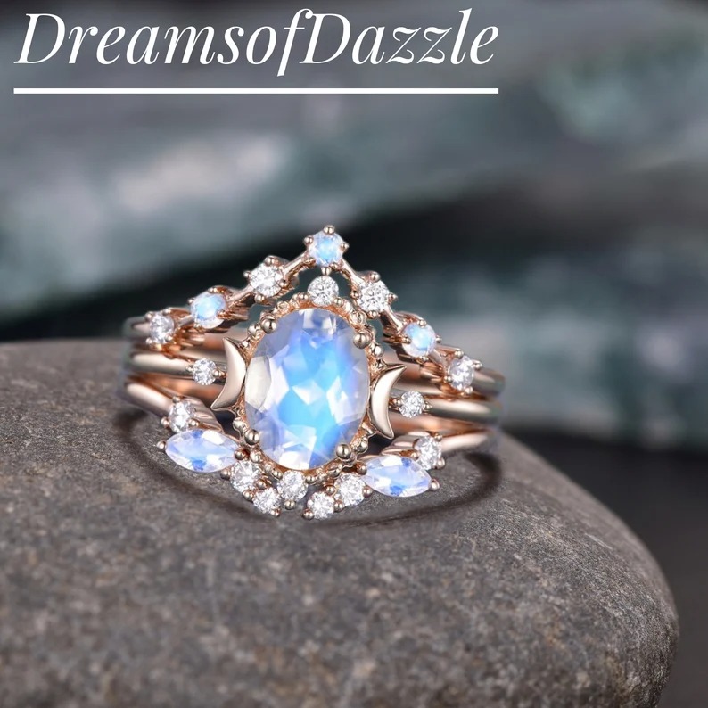 1.5ct Vintage Moon Engagement Ring Celestial Wedding Ring Set Oval Cut Moissanite Engagement Ring Set Rose Gold Women Bridal Set Unique