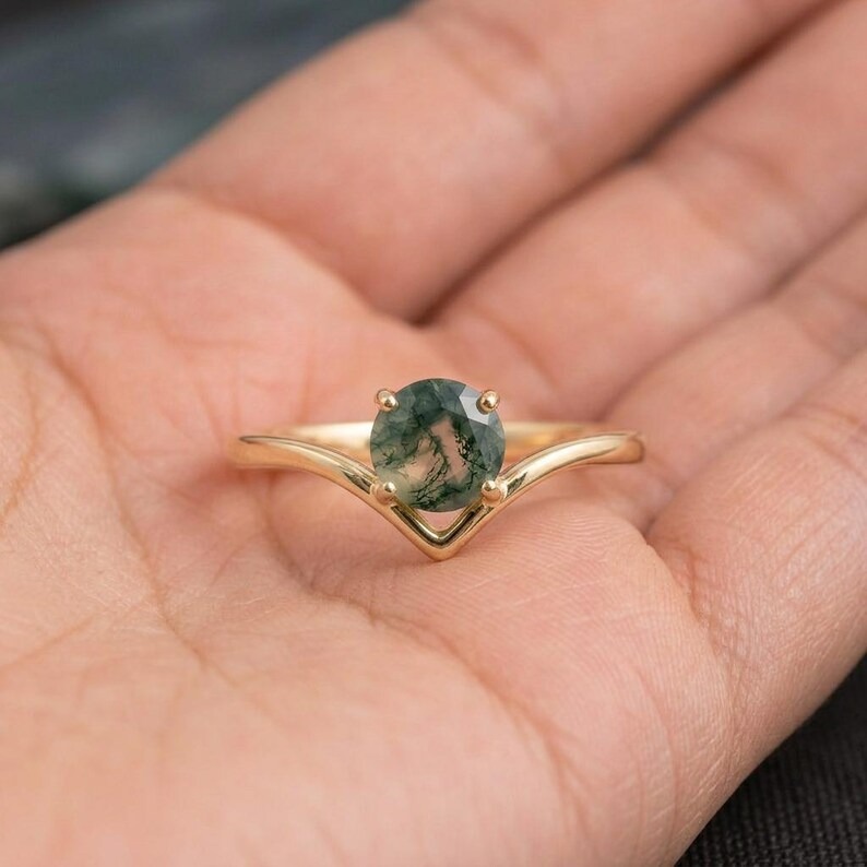 Natural Moss Agate Oval Cut Solitaire Ring, Nature Inspired Engagement Ring For Women, Dainty V Shaped Band, Green Forest Ring, Gift For Her