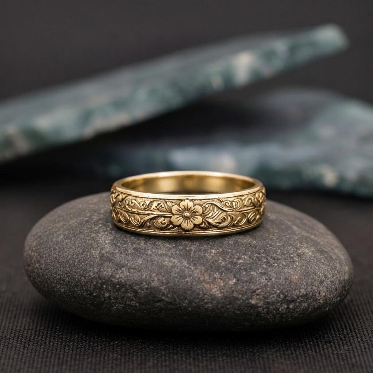 Vintage Floral Engraved Gold Band , Antique Style Wedding Band, Botanical Flower Band, Minimalist Stackable Band, Anniversary Gift For Her