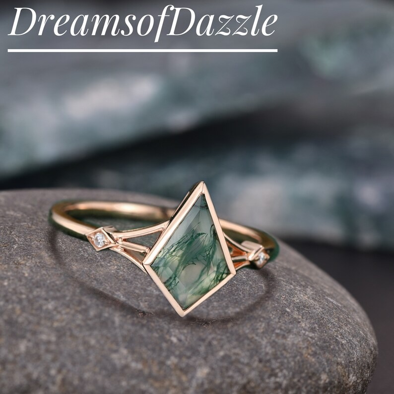Vintage kite cut green moss agate engagement ring set 14k white gold marquise cut diamond ring for women unique bridal wedding ring set gift