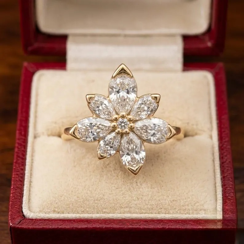 Vintage Flower Moissanite Engagement Ring, 14K/18K Solid Gold Ring, Promise Ring For Her, Flower Ring, Anniversary Ring, Christmas Gift Ring