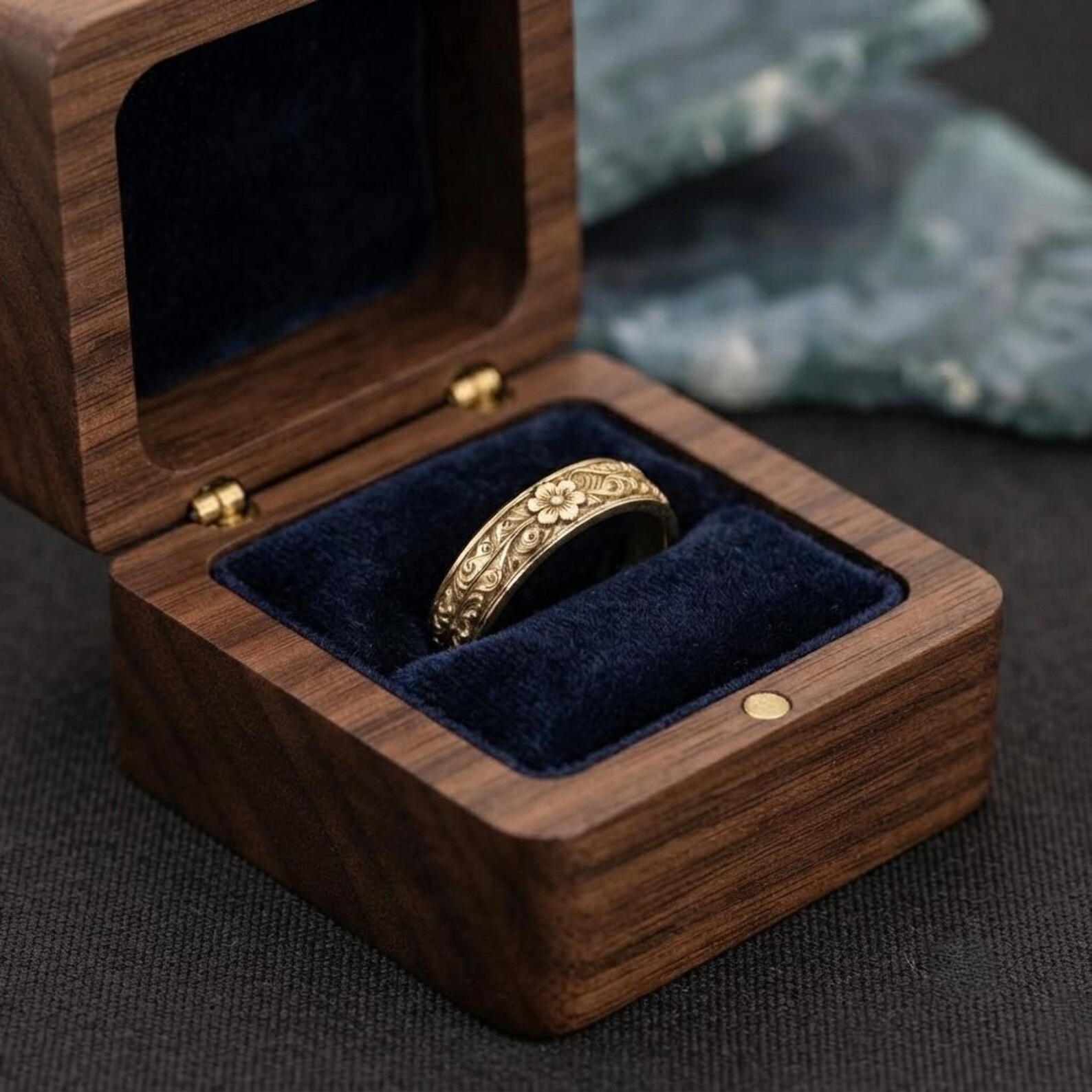 Vintage Floral Engraved Gold Band , Antique Style Wedding Band, Botanical Flower Band, Minimalist Stackable Band, Anniversary Gift For Her