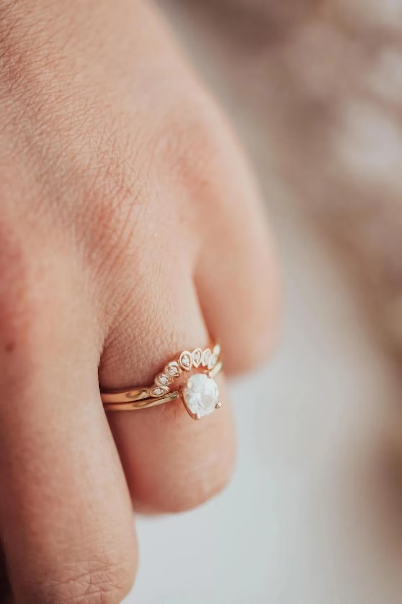 Round Moissanite Curved Band, 14k Solid Gold Cluster Wedding Band, Half Eternity Chevron Unique Band, Anniversary Proposal Gift Ring For Her