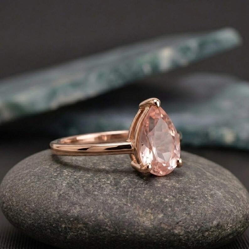 Rose Quartz Ring, Pear Pink Gemstone Engagement Ring, 18k Solid Gold, Natural Gemstone, Stackable Ring, Birthstone Jewelry, Gift for Mom