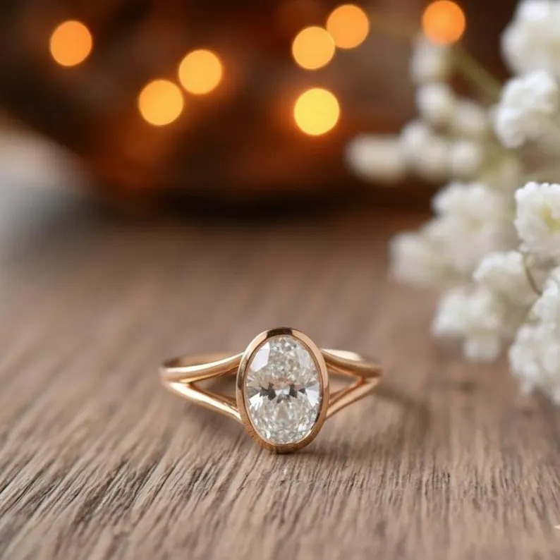 2.2 CT Oval cut Moissanite Split Shank Ring, Classic Moissanite Engagement Ring, Solitaire Promise Ring, Solid Gold Moissanite Proposal Ring