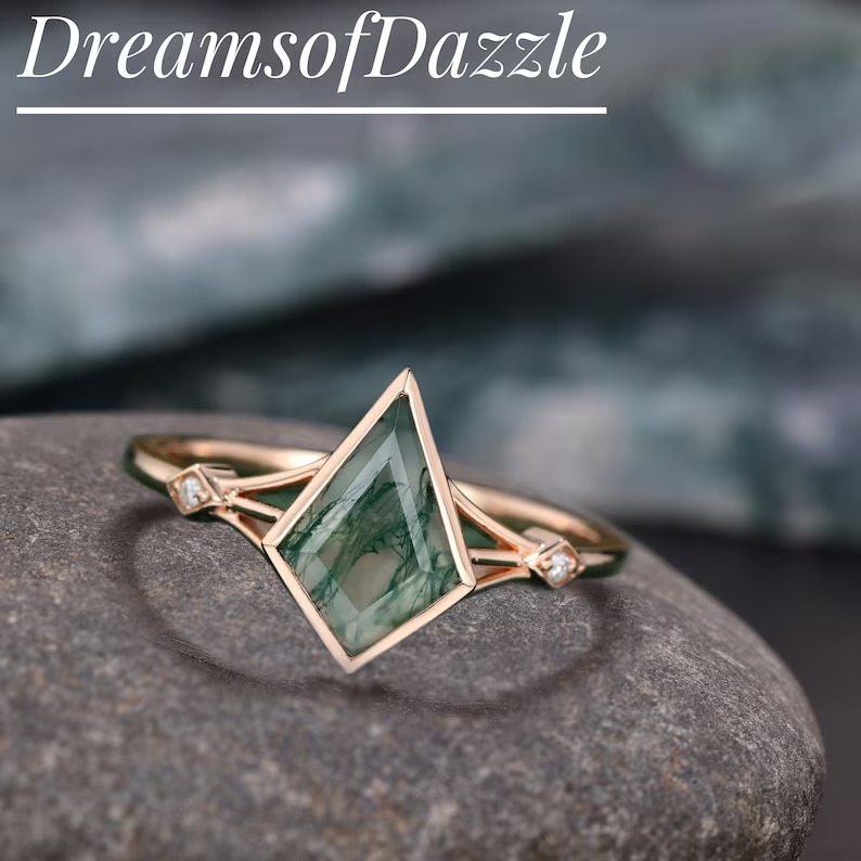 Vintage kite cut green moss agate engagement ring set 14k white gold marquise cut diamond ring for women unique bridal wedding ring set gift