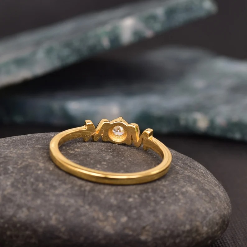 14K Gold Moissanite Mom Ring, Mama Ring, Gift for Mom, Personalized Gift For Mom, Mother's Ring Silver, Script Mom Ring, Minimalist Mom Ring
