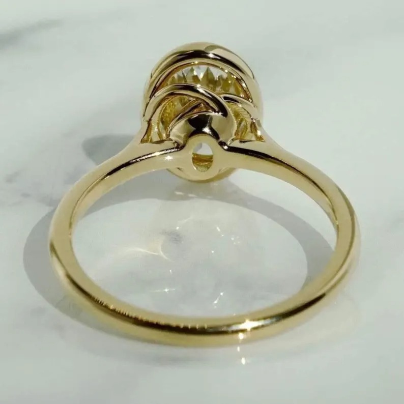 3ct Oval Cut Solitaire Bezel Ring / Oval Bezel Engagement Ring / Oval Cut Bezel Wedding Ring / Oval Cut Diamond Simulant CZ Ring
