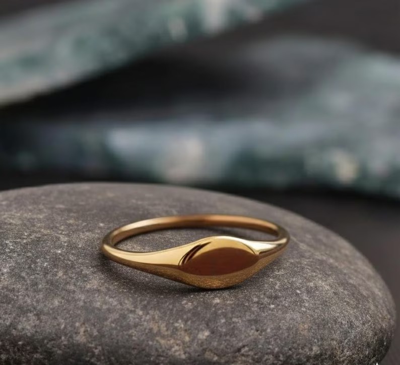 14k Solid Gold Tiny Signet Ring, Delicate Personalized Pinky Ring For Women-Vintage Engravable Gold Name Ring, Handmade Jewelry, Bridal Gift