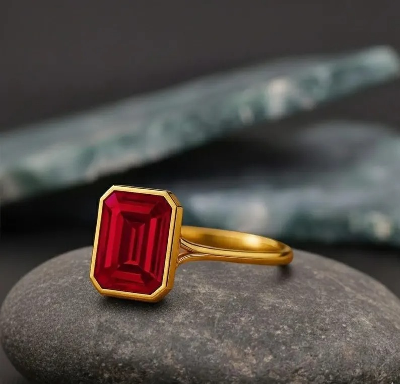 Emerald Cut Bezel Set Solitaire Single Stone Ring, Delicate Red Gemstone Ring, Bezel Set Engagement Ring, July Birthstone Jewelry Gift Her