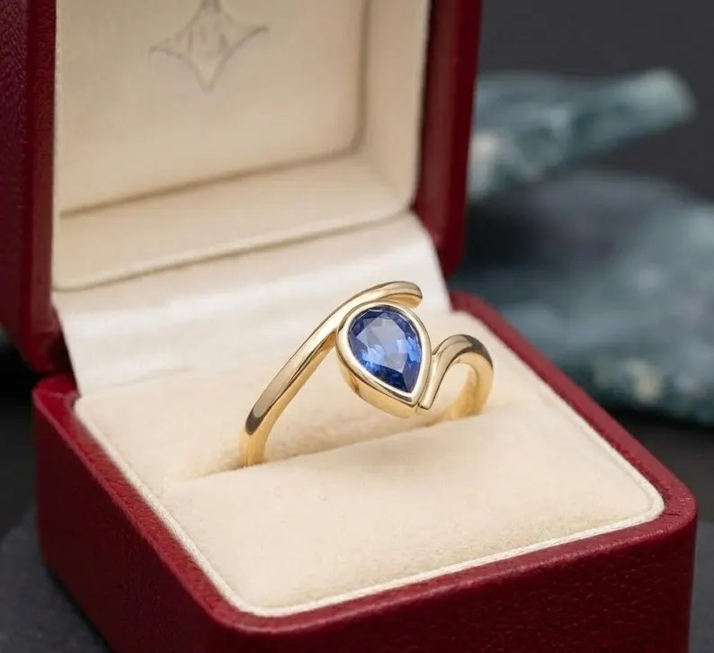 Blue Sapphire Engagement Ring, Dainty Promise Ring Stacking Band, Pear Shape Ring, Vintage Blue Anniversary Gift for Her, September Gemstone