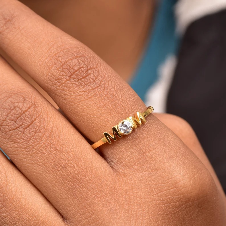 14K Gold Moissanite Mom Ring, Mama Ring, Gift for Mom, Personalized Gift For Mom, Mother's Ring Silver, Script Mom Ring, Minimalist Mom Ring