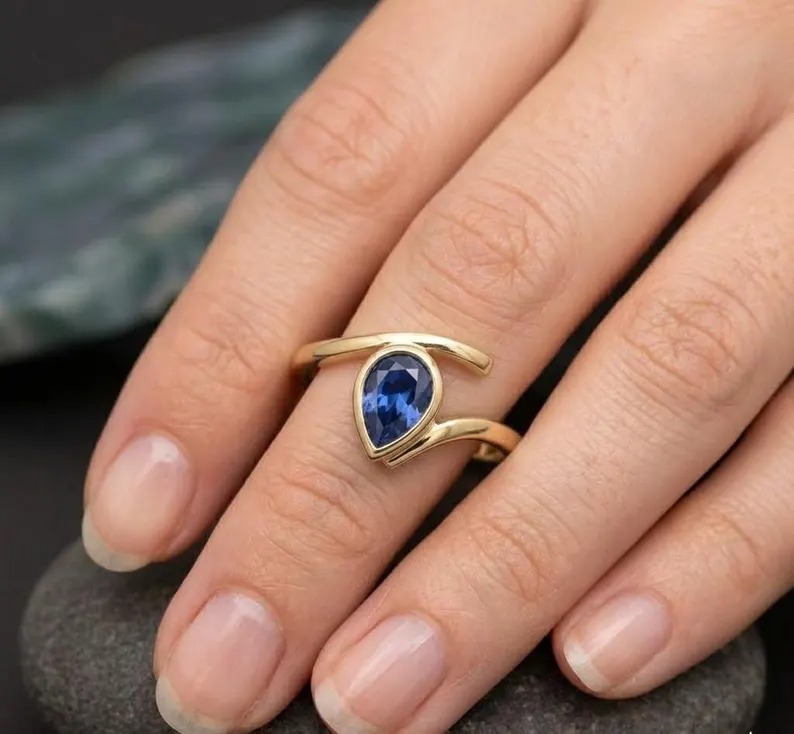 Blue Sapphire Engagement Ring, Dainty Promise Ring Stacking Band, Pear Shape Ring, Vintage Blue Anniversary Gift for Her, September Gemstone