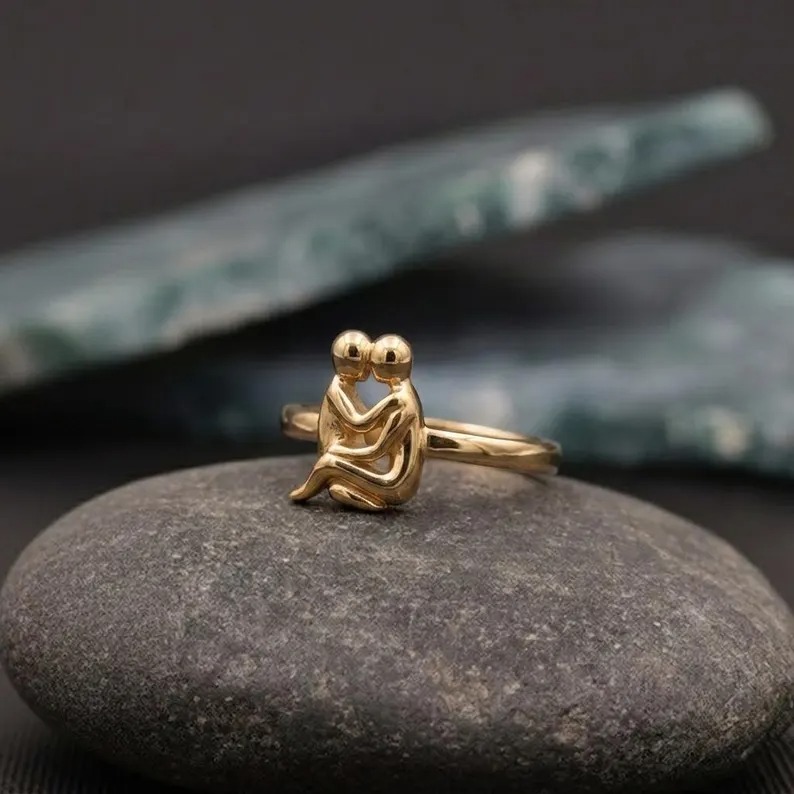 925 Sterling Silver Lesbian Ring, Promise Ring, Couple Ring, Lesbian Pride Jewelry, Male & Female Kissing Pride Ring, Couple Kissing Ring