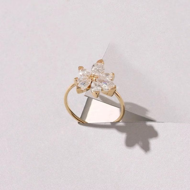 Vintage Flower Moissanite engagement ring 14K/18K Solid Gold Ring Anniversary Ring Promise Ring For Her Flower Ring Promise Anniversary ring