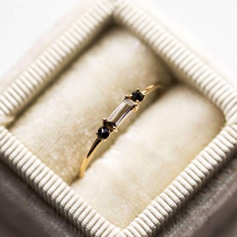 Delicate Minimalist Baguette cut Smoky Quartz Promise Bridal Ring, Vintage Solitaire Engagement Ring, Black Onyx Anniversary Gift For Women