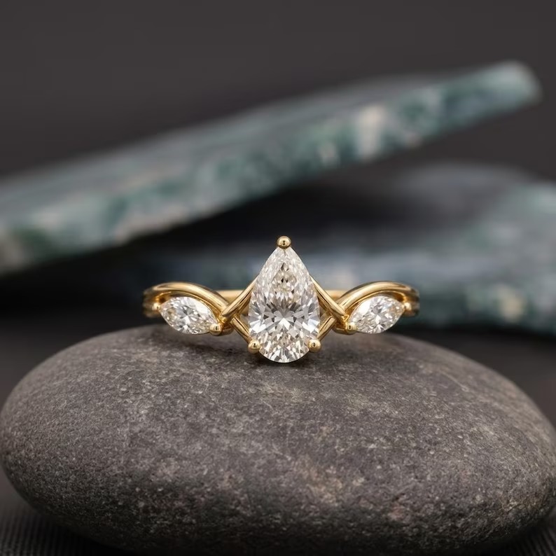 Whispering Unique Leaf Pear Diamond Ring, Nature Inspired Engagement Ring, Unique Gold Promise Ring Dainty Marquise Side Stones Gift for Her