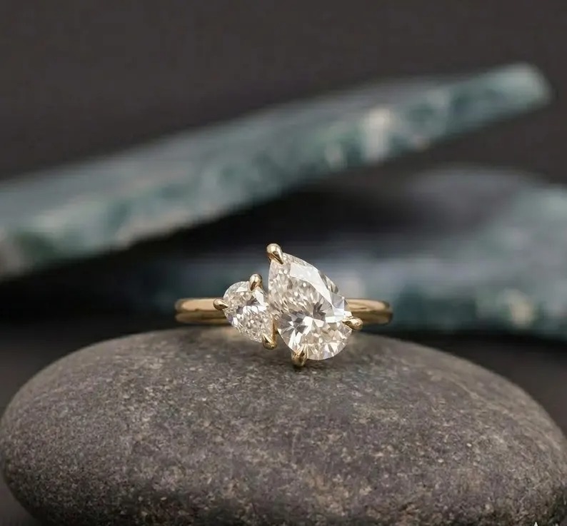 Toi Et Moi Moissanite Engagement Ring, Moissanite Pear Cut Baby & Mom Promise Ring, Double Stone Ring, 14K Solid Gold Anniversary Ring Gifts