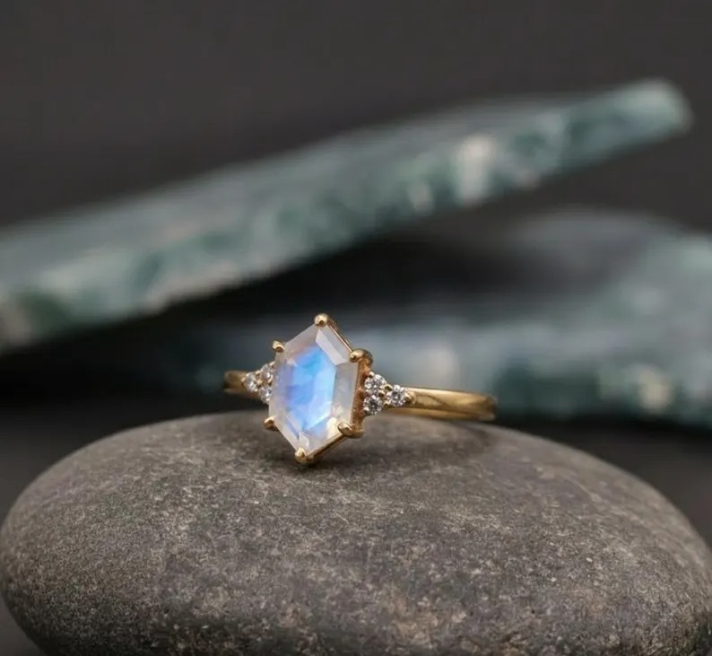 Hexagon Rainbow Moonstone Ring, 18K Gold Ring, June Birthstone Ring, Ring for Women, Handmade Jewelry, Gift for Women, Solitaire Gold Ring