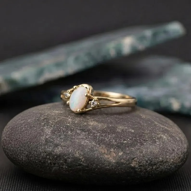 Dainty Oval Opal Ring, Gold Engagement Ring, October Birthstone Ring, Minimalist Promise Ring, Unique Bridal Jewelry, Unique Gift for Women