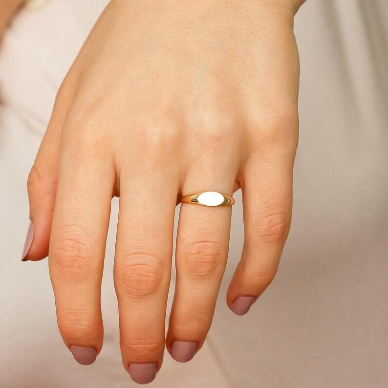 14k Solid Gold Tiny Signet Ring, Delicate Personalized Pinky Ring For Women-Vintage Engravable Gold Name Ring, Handmade Jewelry, Bridal Gift