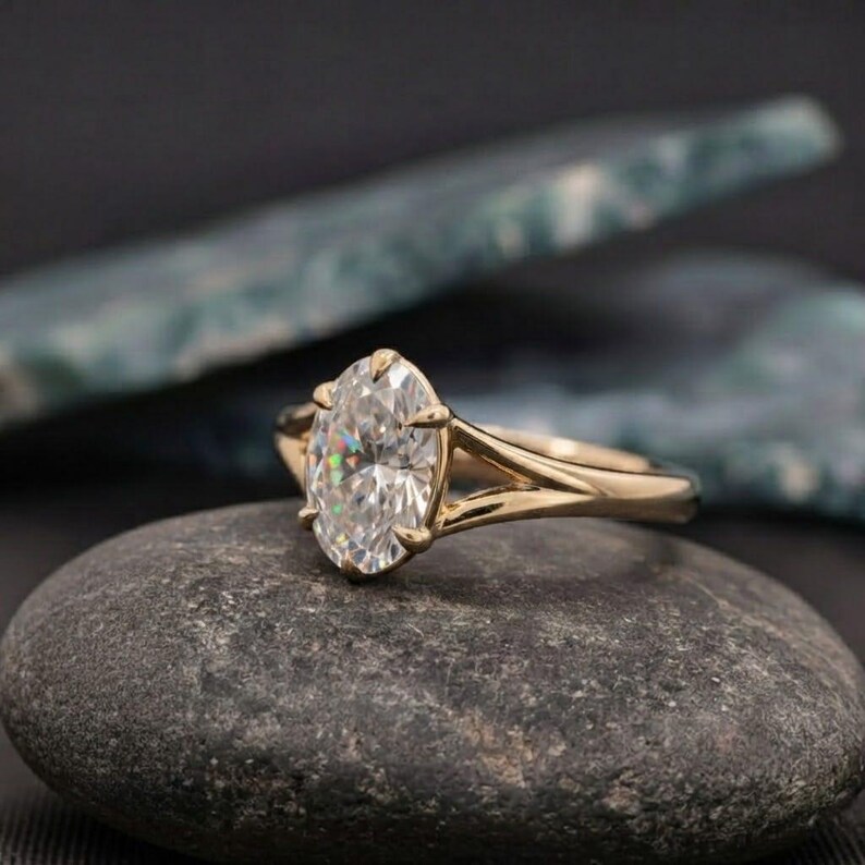Antique Oval Cut Moissanite Engagement Ring, 14k Gold Shank Solitaire Diamond Ring, Split Shank Wedding Promise Ring, Anniversary Gift Ring