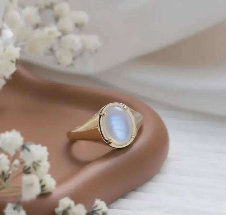 Rainbow Moonstone Ring, Single Gemstone Solitaire Oval Signet Ring, June Birthstone, 14k Gold Signet Ring, Vintage Bezel Prong Signet Ring