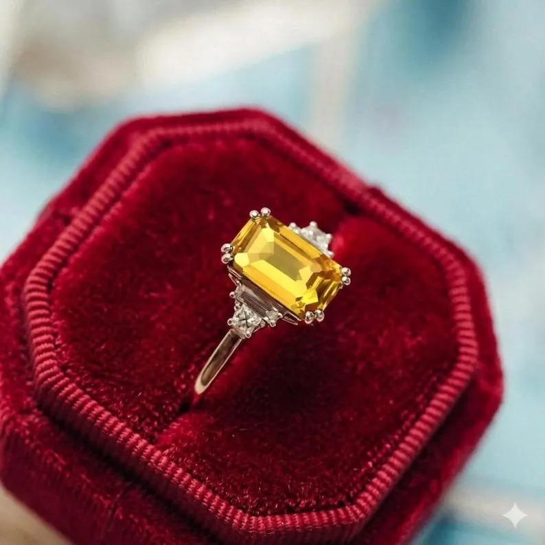Elegant Emerald Cut Citrine Ring in Gold with Diamond Accents – Vintage Inspired Statement Jewelry Wedding Ring Women Proposal Ring Gift