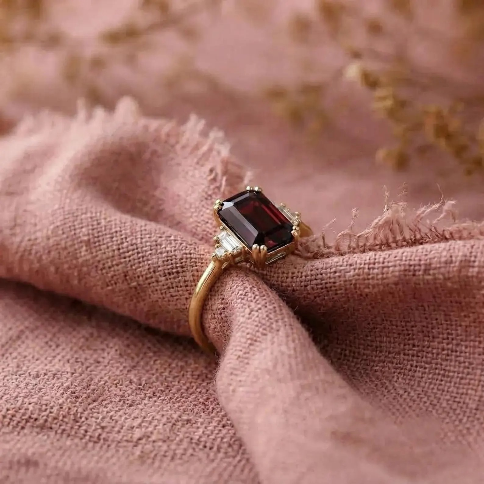 Emerald Cut Engagement Ring in 14k Solid Gold 1.50 CT Garnet Engagement Ring Emerald Art Deco Garnet Ring Gold Promise Ring