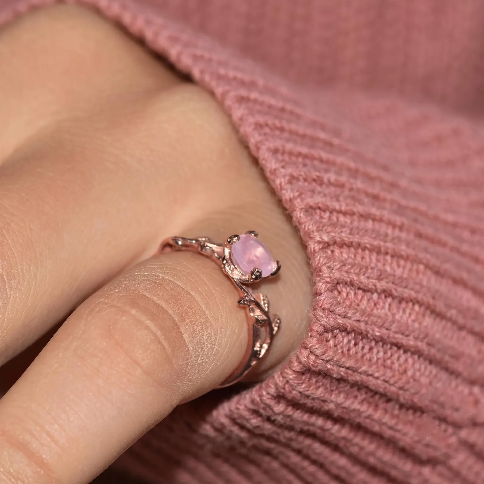 Round Cut Natural Rose Quartz Ring, Rose Gold Leaf Engagement Ring, Pink Gemstone Solitaire Ring, Healing Stone Promise Gift