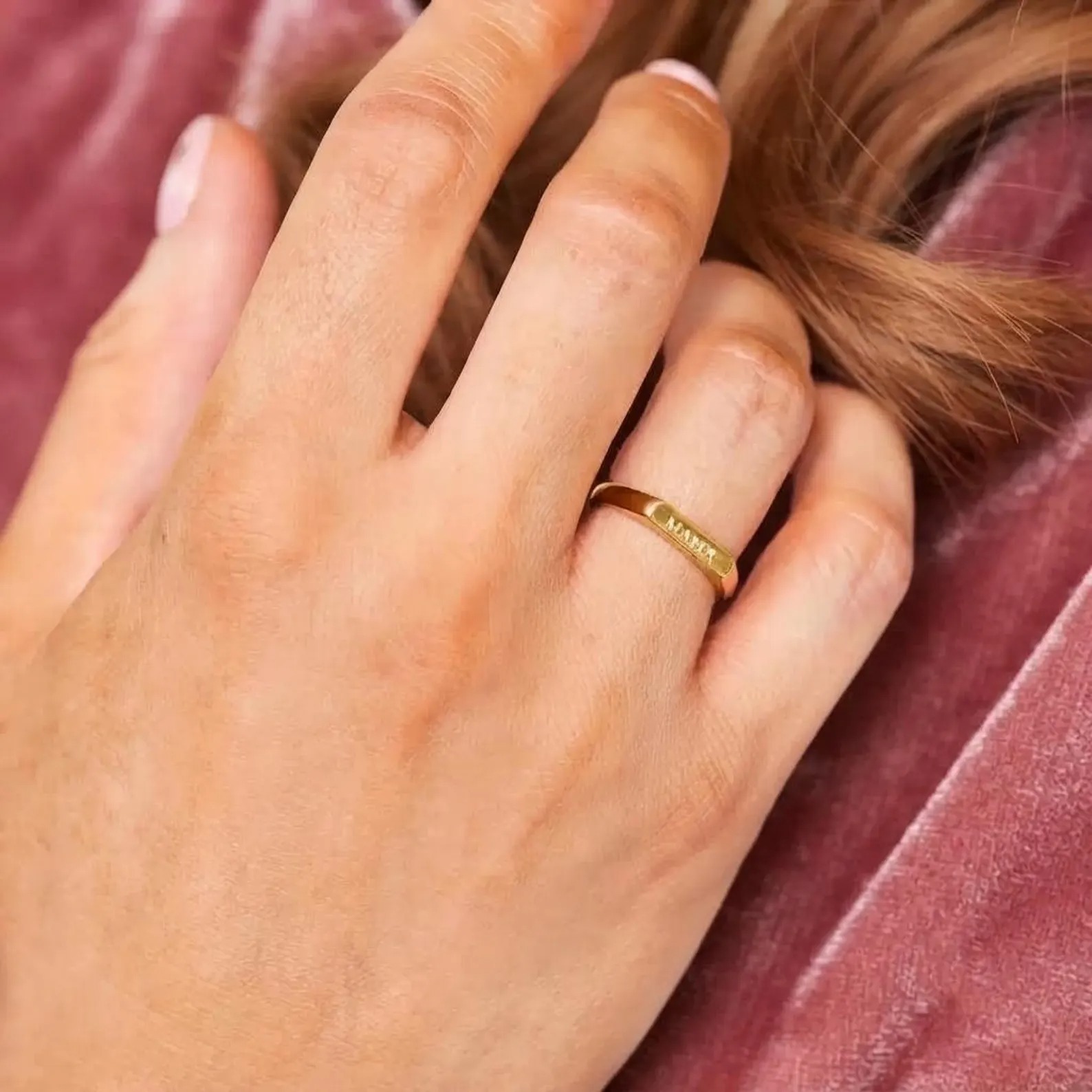 14k & 18k Solid Gold Engraved Signet Ring, Custom Signet Name Ring, Dainty Initial Ring, Stackable Name Ring, Bar Signet Ring, Gift For Mom