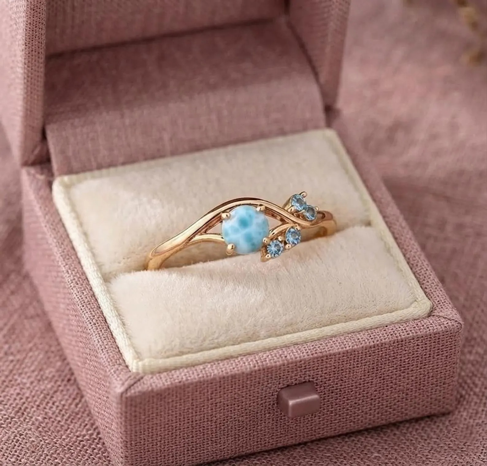 Larimar Ring with Aquamarine, Round Larimar Gemstone Ring, Ocean Blue Ring, Gold Floral Gift Ring, Botanical Jewelry, Nature Inspired Gift