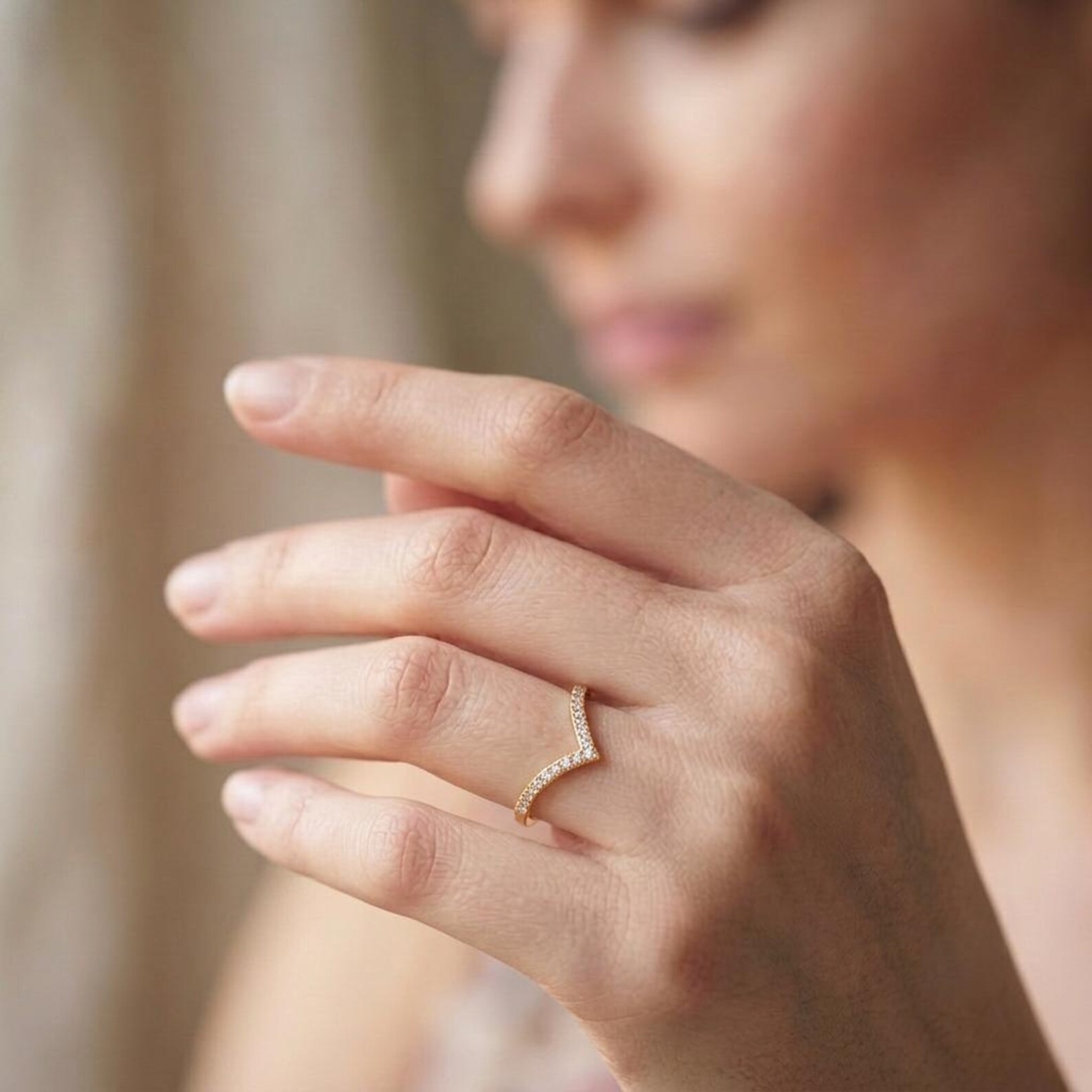 Curved Wedding Band, V Shape Stacking Ring, Bridal Ring Enhancer, Chevron Stacking Band, Minimalist Bridal Ring