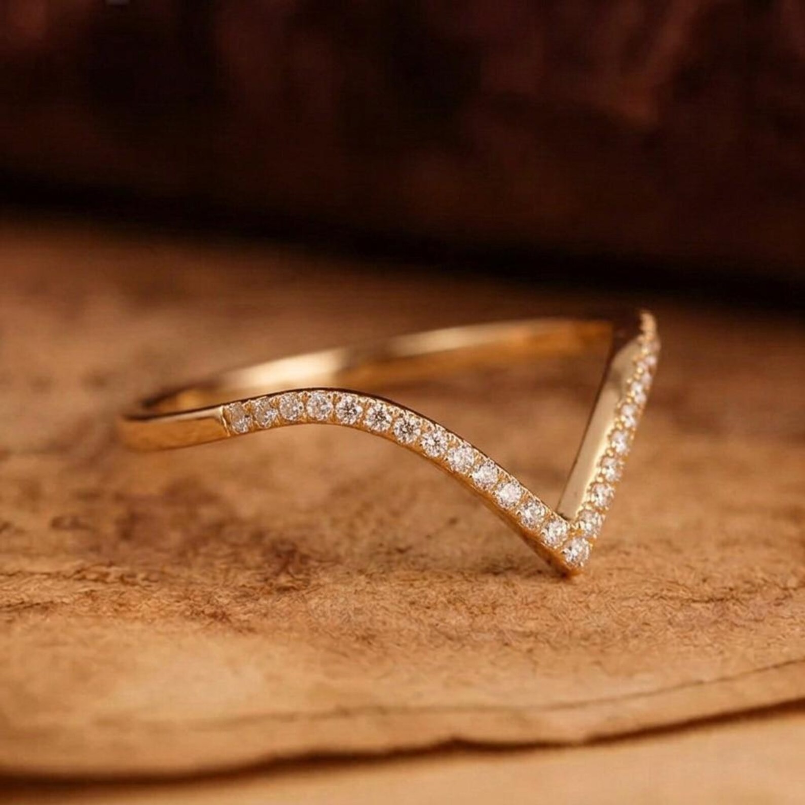 Curved Wedding Band, V Shape Stacking Ring, Bridal Ring Enhancer, Chevron Stacking Band, Minimalist Bridal Ring