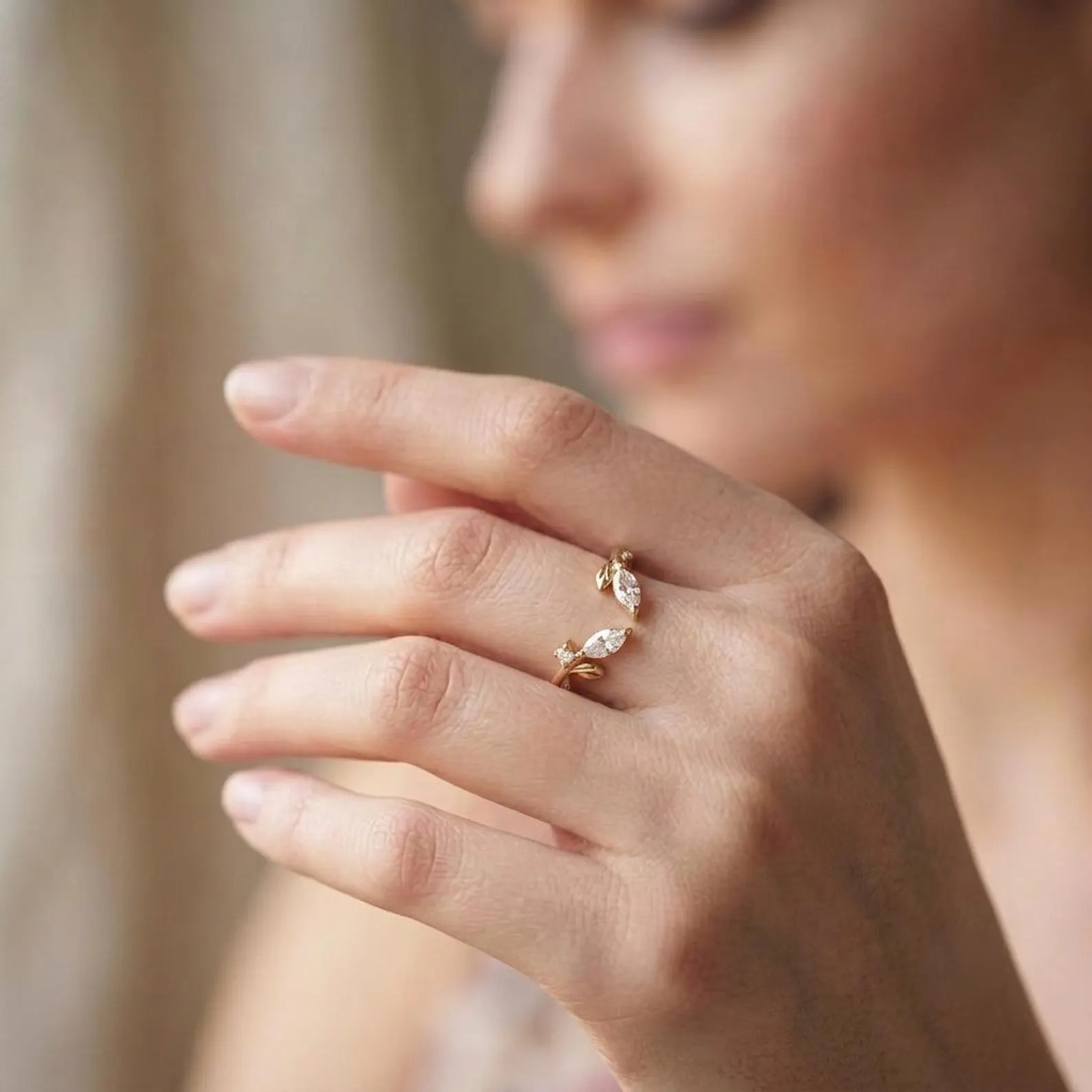 Moissanite Leaf Open Ring, Nature Inspired Gold Ring, Adjustable Vine Ring, Minimalist Floral Wedding Band, Gift for Her