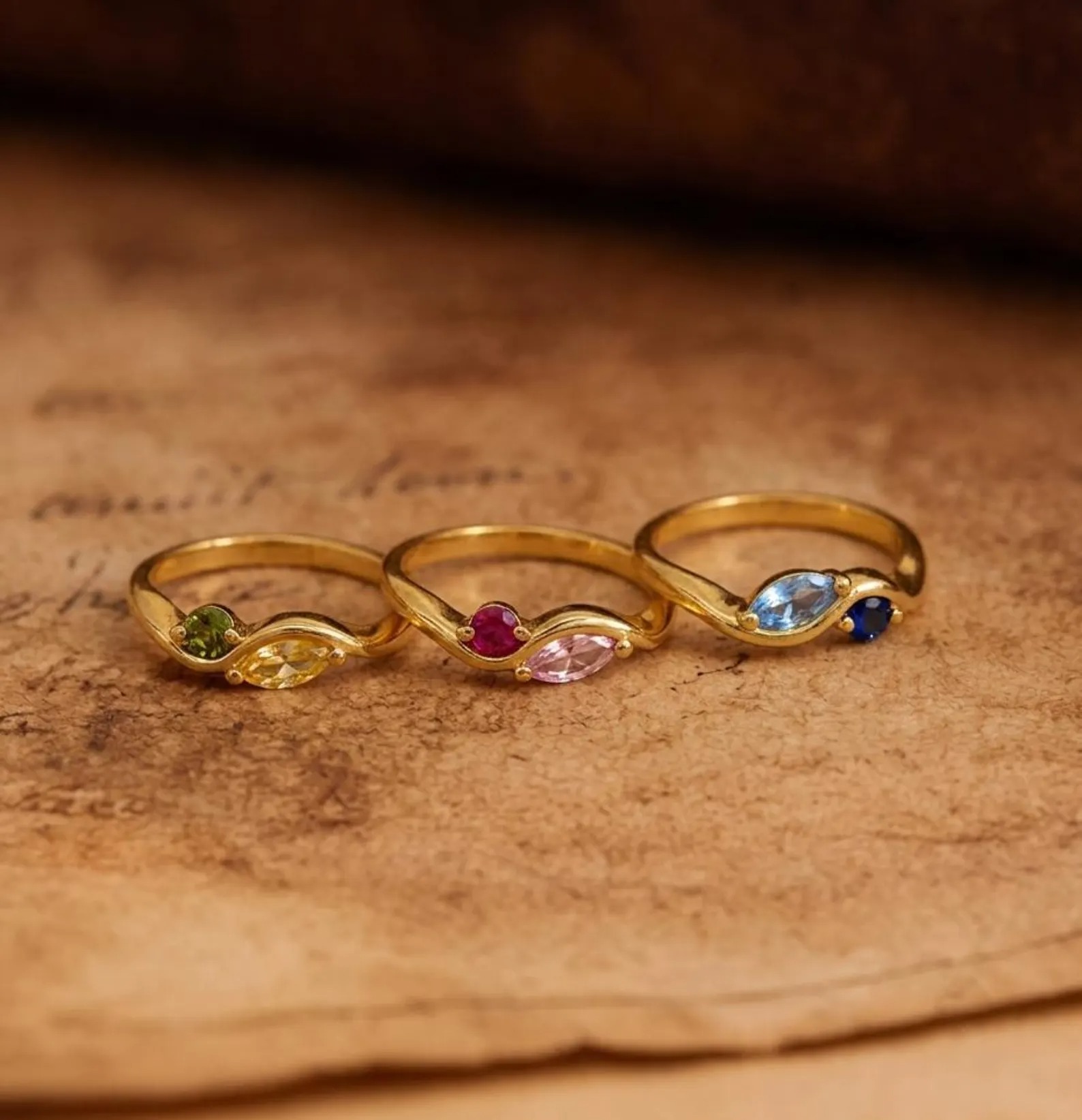Personalized Birthstone Cluster Ring, Multi Stone Family Ring, Custom Birthstone Ring for Mom, Unique Asymmetrical Gemstone Ring Gift