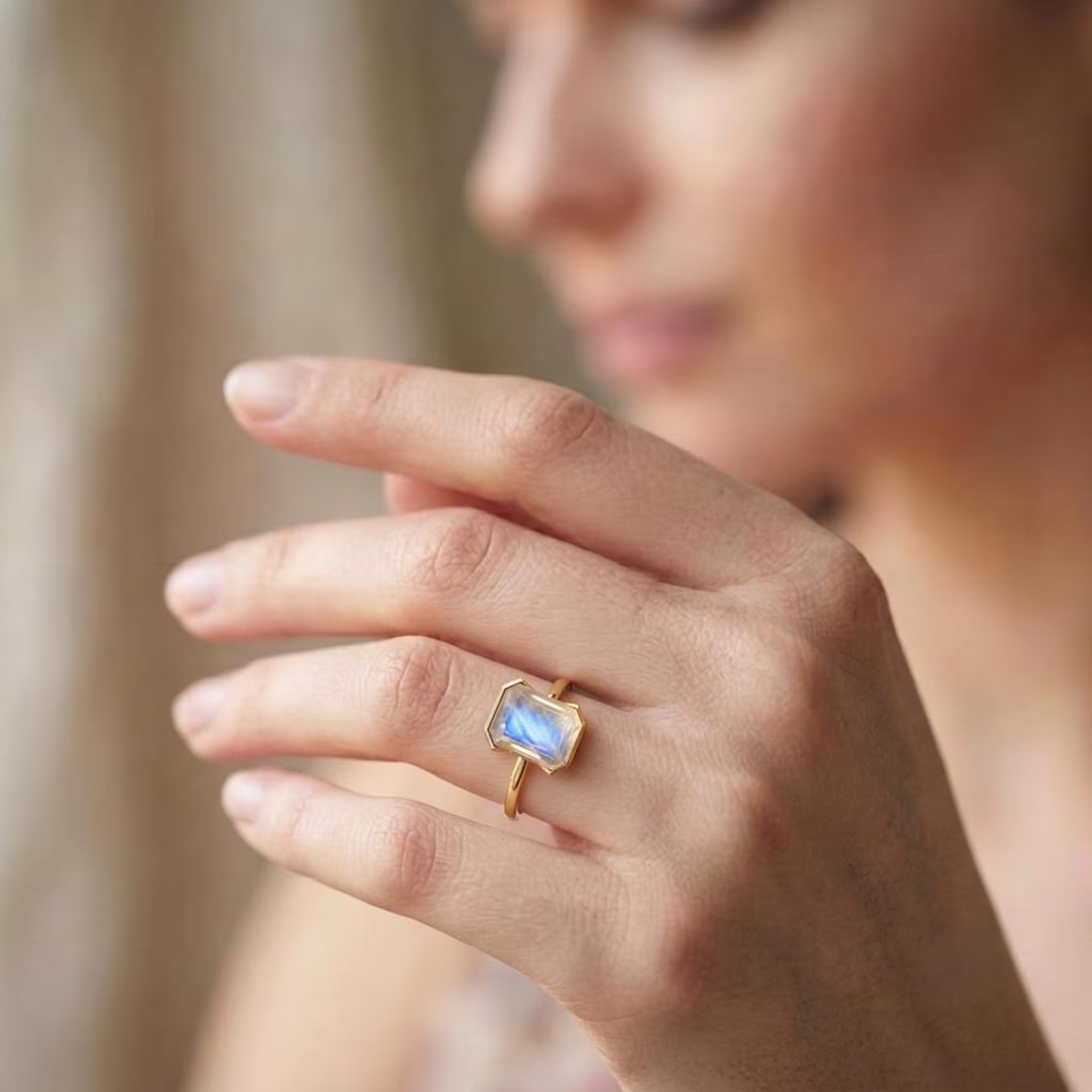 Moonstone Emerald Cut Ring, Rainbow Moonstone Statement Ring, Minimalist Gold Ring, Handmade Celestial Jewelry for Women, Bridesmaid Gift