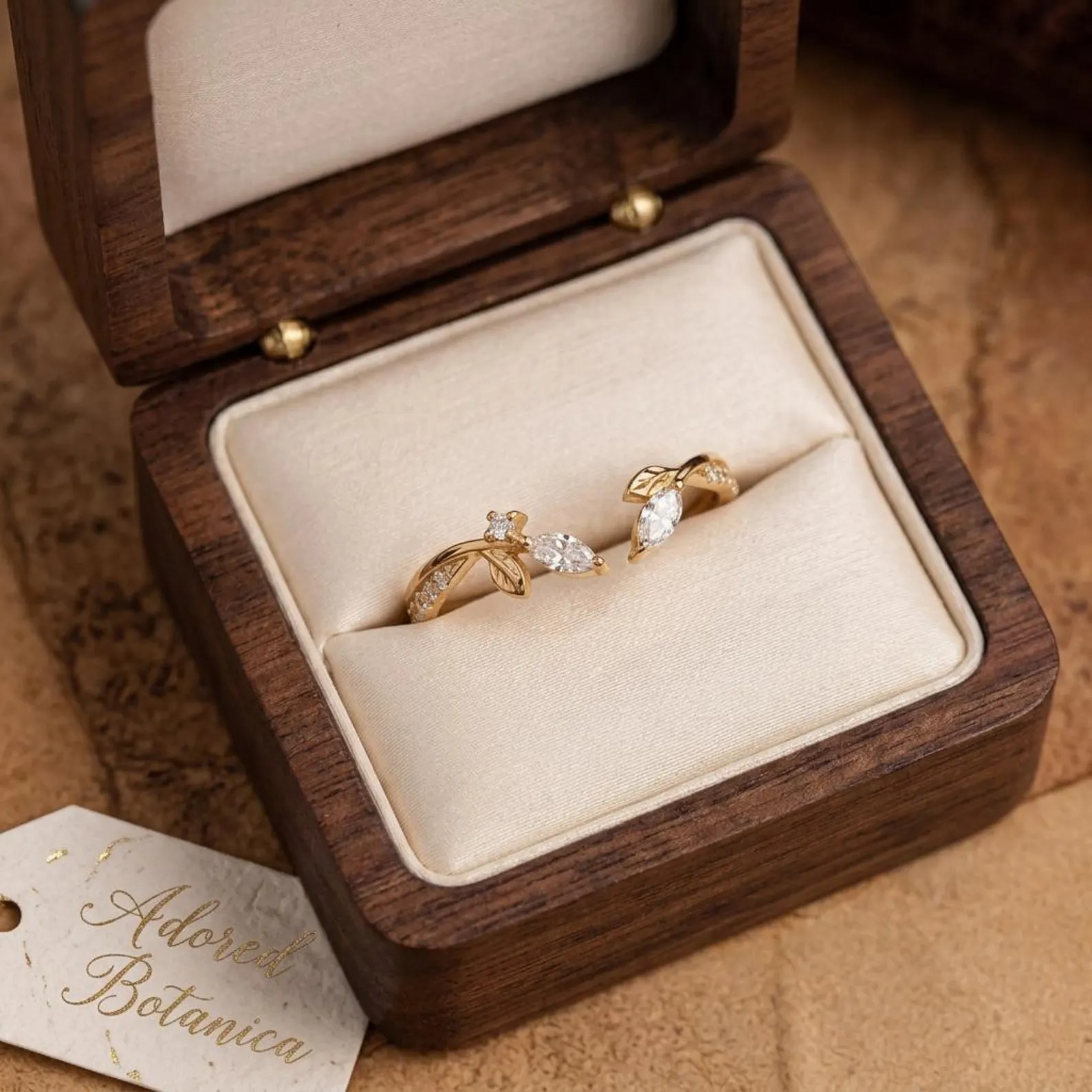 Moissanite Leaf Open Ring, Nature Inspired Gold Ring, Adjustable Vine Ring, Minimalist Floral Wedding Band, Gift for Her