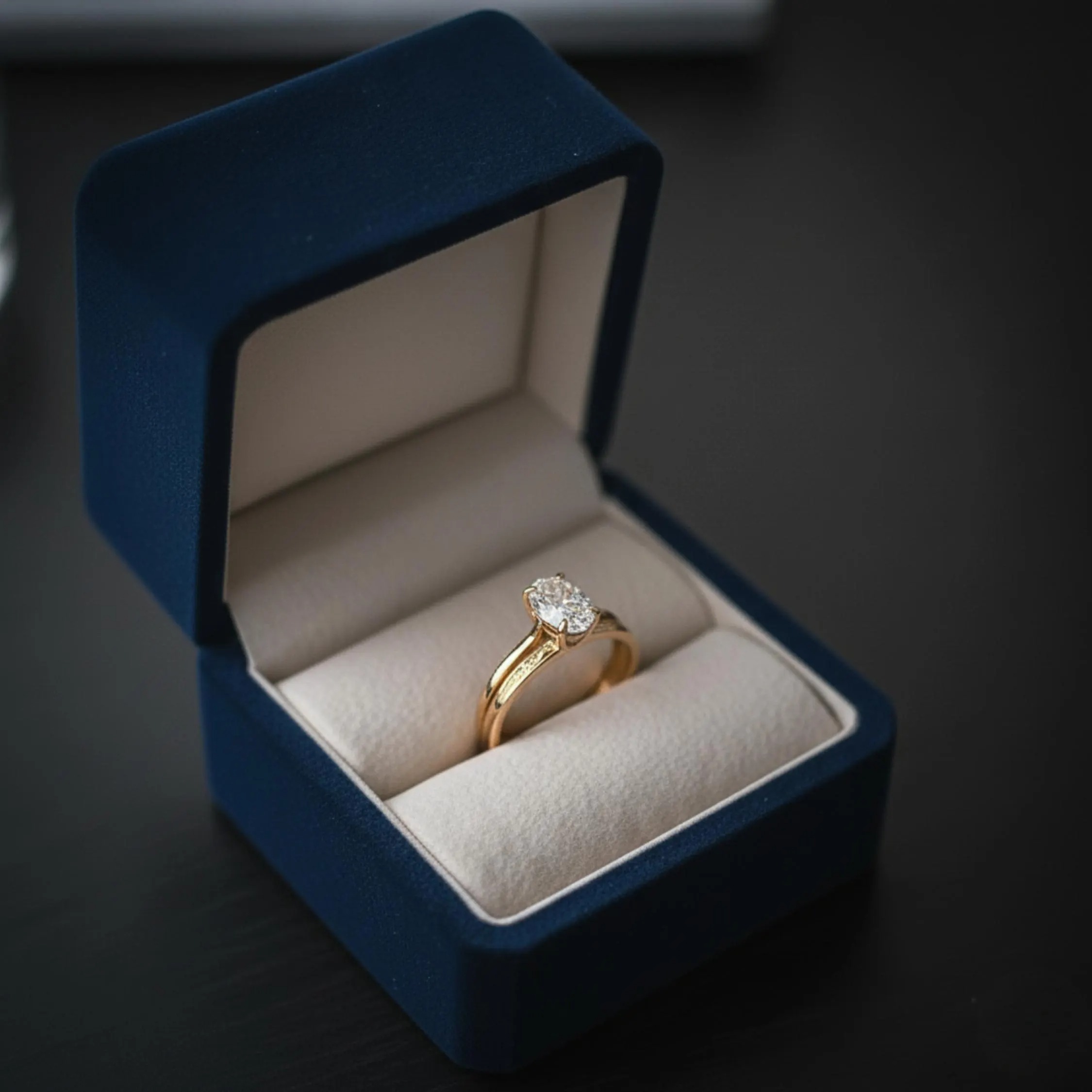 2.50 CT Oval Cut Moissanite Wedding Ring Set, 14k Solid Gold Bridal Engagement Ring Set, Art Deco Matching Band, Birthday Gift, Gift For Her