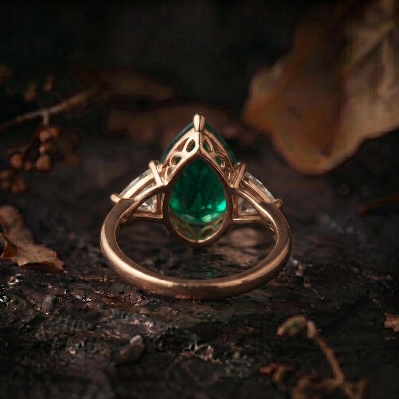 Vintage Pear Cut Emerald Moissanite Engagement Ring, May Birthstone Promise Moissanite Wedding Jewelry, Anniversary Birthday Gifts For Women