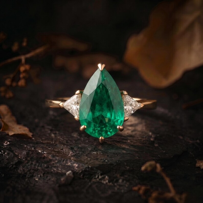 Vintage Pear Cut Emerald Moissanite Engagement Ring, May Birthstone Promise Moissanite Wedding Jewelry, Anniversary Birthday Gifts For Women
